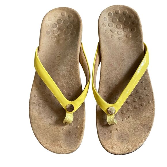 Vionic Women's Davina Flip Flop Sandals 9 EU 40 Yellow Leather Comfort Flats - Picture 1 of 8